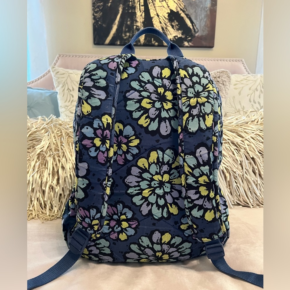 VERA BRADLEY Indigo Pop Essential Backpack Navy Blue Green Floral - Picture 6 of 14
